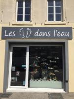 Les pieds dans l'eau Les pieds dans l'eau