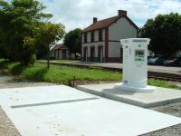AIRE DE SERVICE POUR CAMPING-CARS